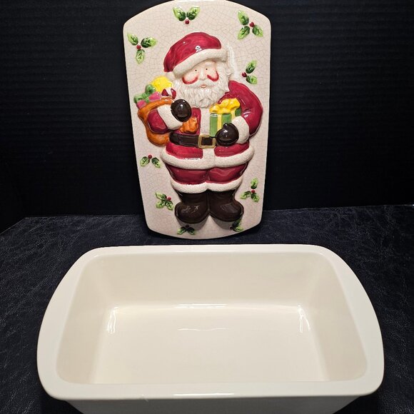 Vintage Debco Stoneware Christmas Baking Dish Featuring Santa Framed In Holly - Picture 1 of 12